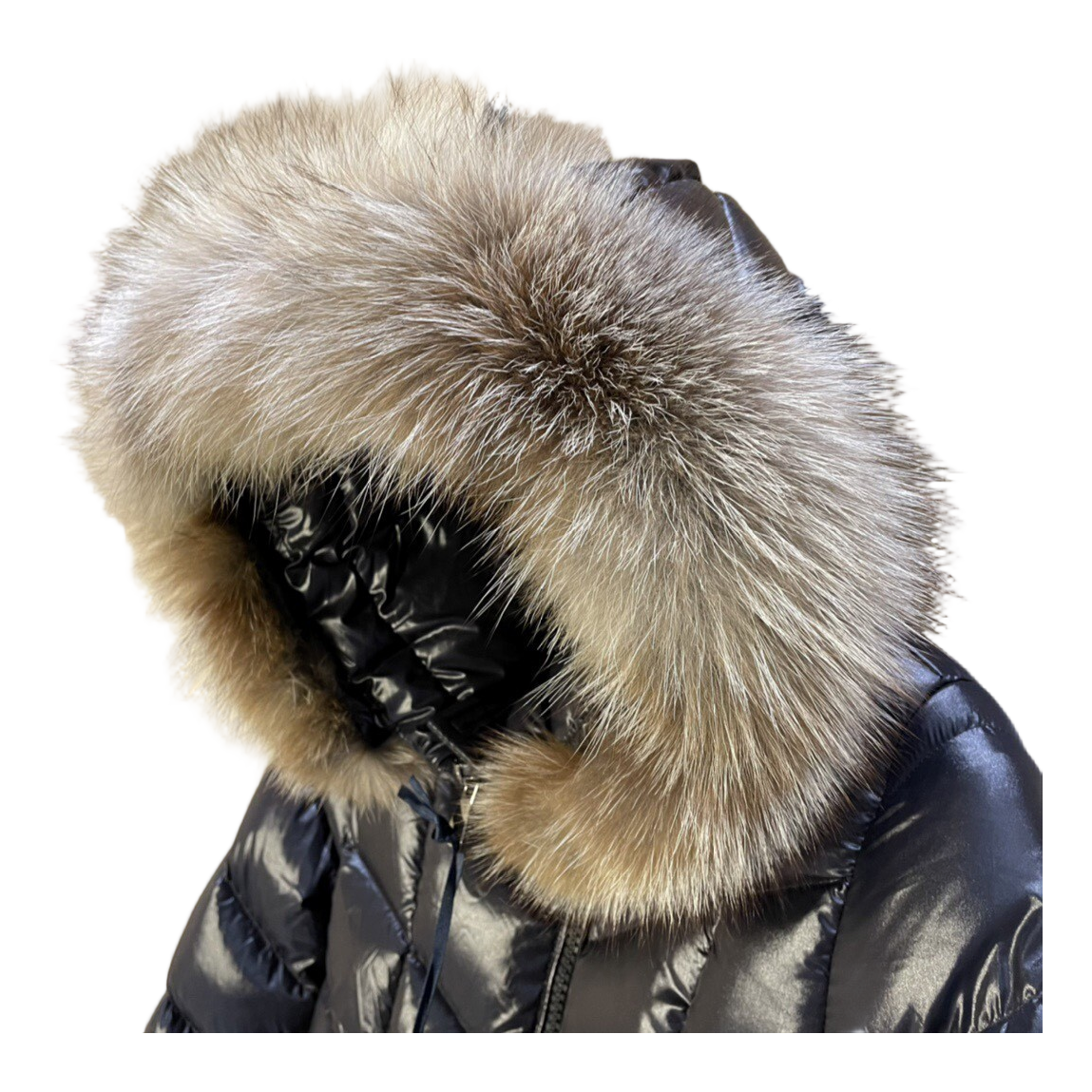 Moncler Fulmarus Chevron-Quilted Hooded Down Coat in Black