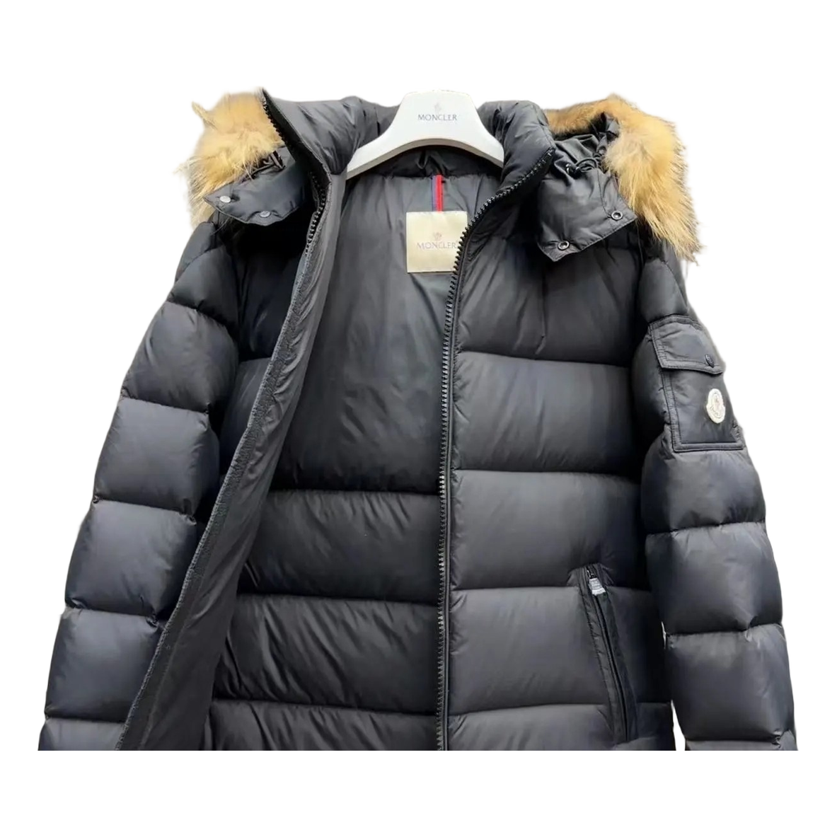 Moncler Fur-Trim Hooded Short Down Puffer Jacket in Black