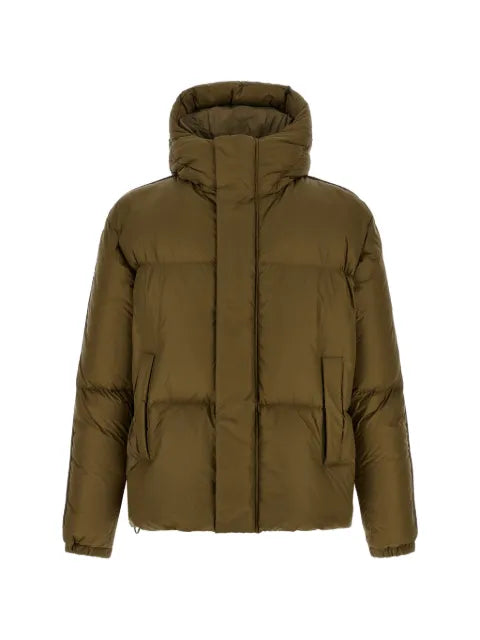 Laminar quilted down jacket