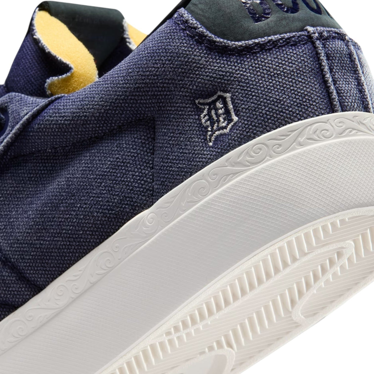 Nike Blazer Low x Devin Booker "College Navy" - HQ2054-400