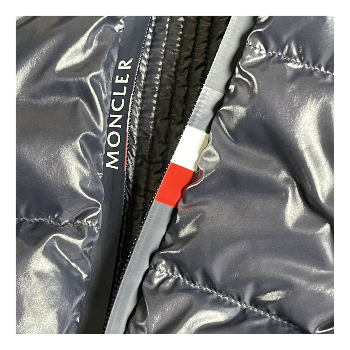 Moncler Glossy Navy Hooded Down Puffer Jacket with Logo Zip