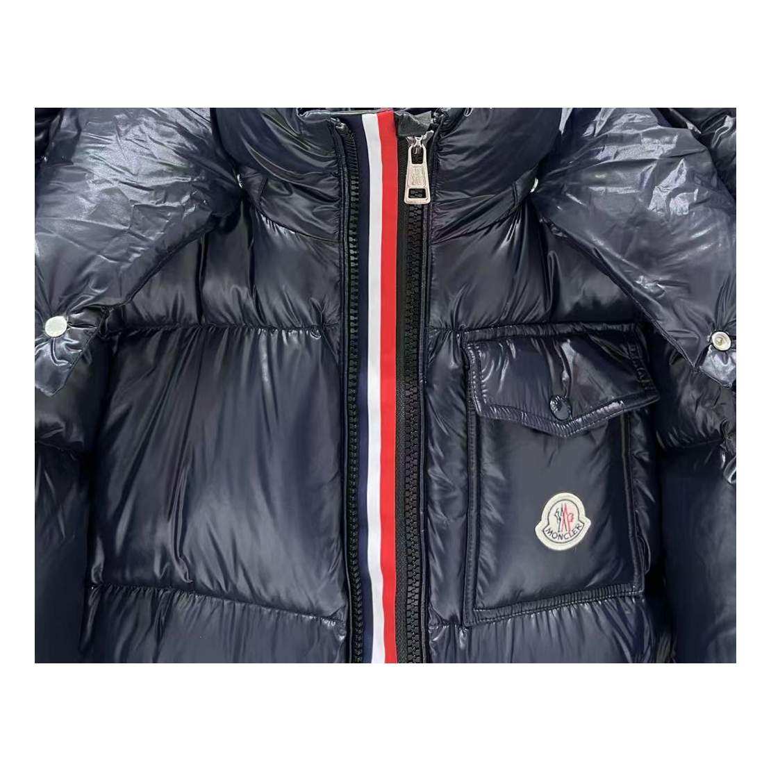 Moncler Montbeliard Hooded Down Puffer Jacket - Navy
